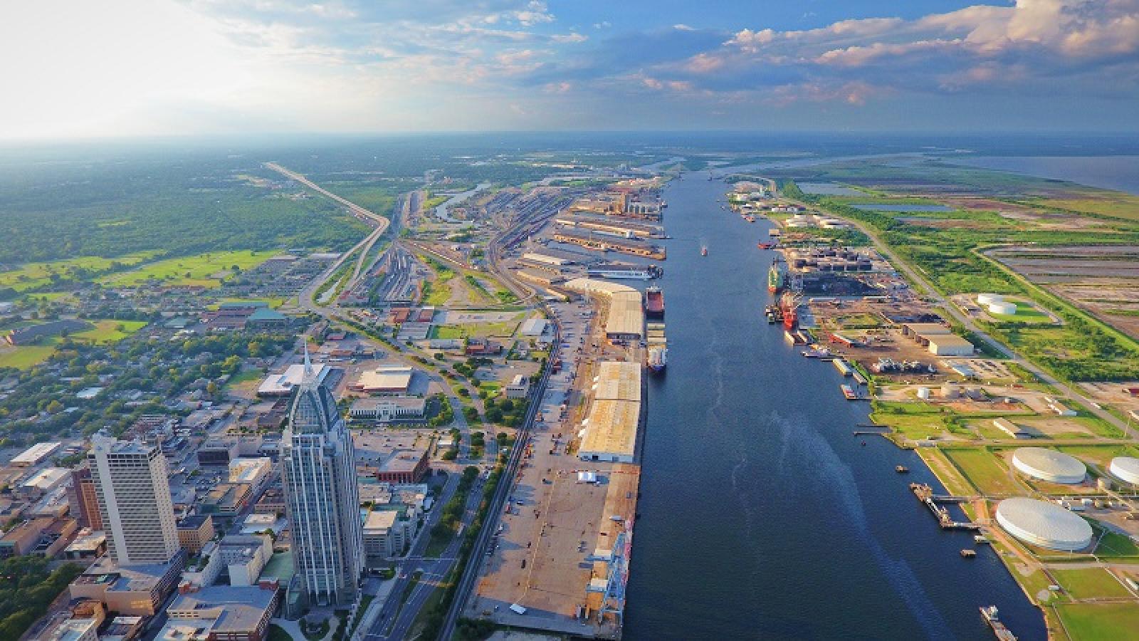 Port of Mobile fast tracks terminal expansion Journal of Commerce